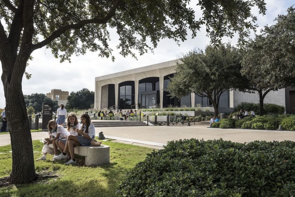 Fort Worth Cultural District featuring world-class museums and public spaces